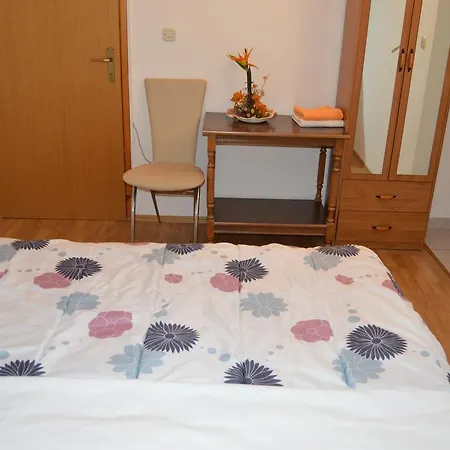 Panzió Pansion Modana