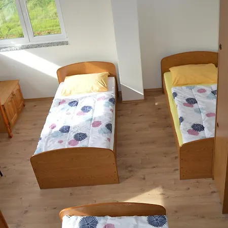 Pansion Modana Bed & Breakfast 3*