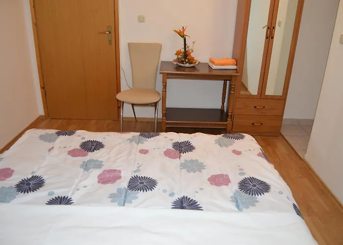 Bed & Breakfast Pansion Modana