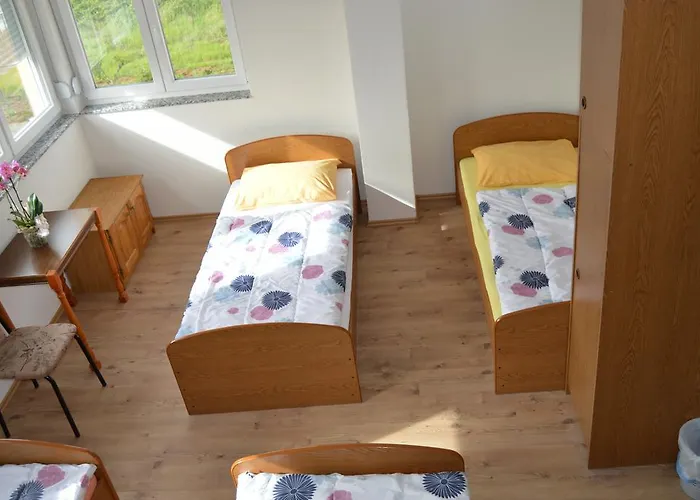 Pansion Modana Bed & Breakfast 3*