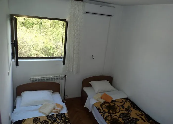 Bed & Breakfast Pansion Modana